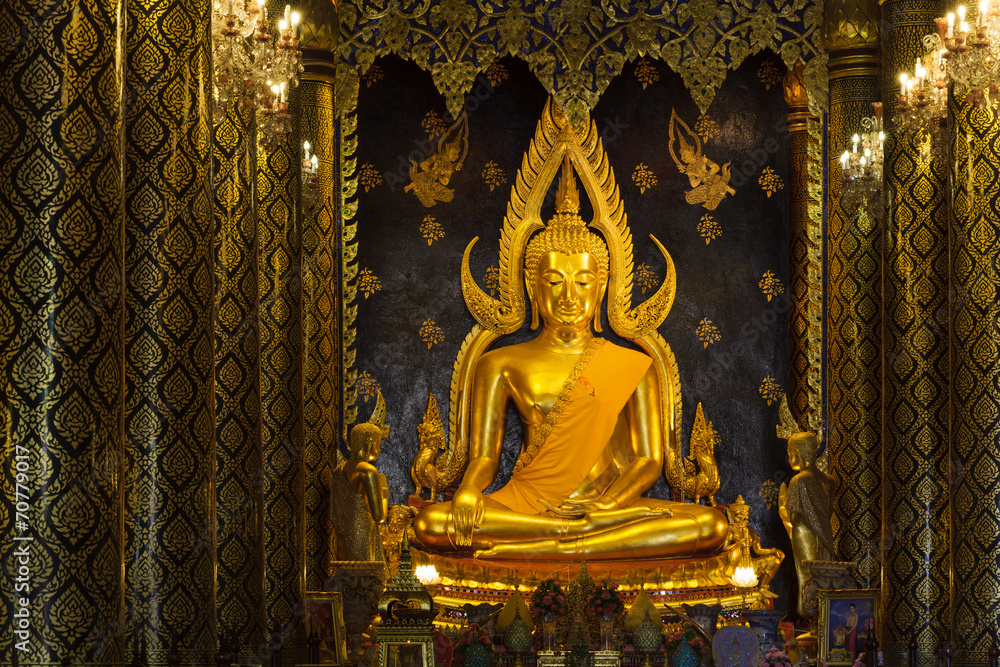 Phra Buddha Chinnarat at Phra Si Rattana Mahathat Temple ,Phitsa