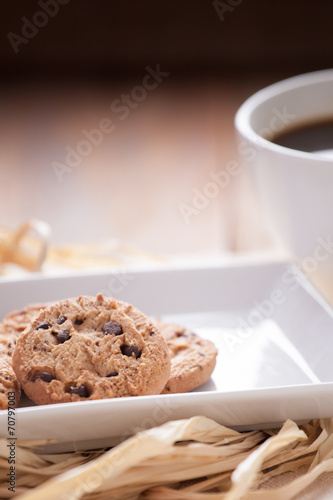 Chocolate chip cookies with coffee