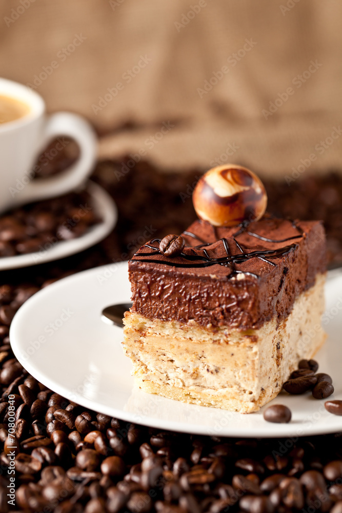 Frisch zubereitete Kaffe und kaffe kuchen Frisch zubereitete Kaffe und kaffe kuchen