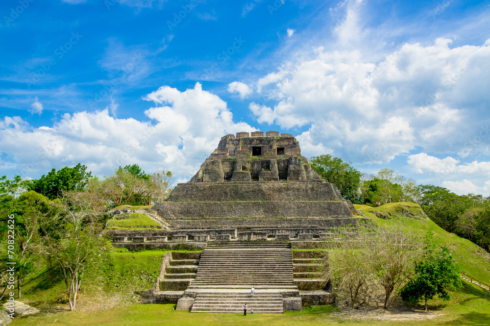 Fototapeta premium xunantunich maya site ruins in belize