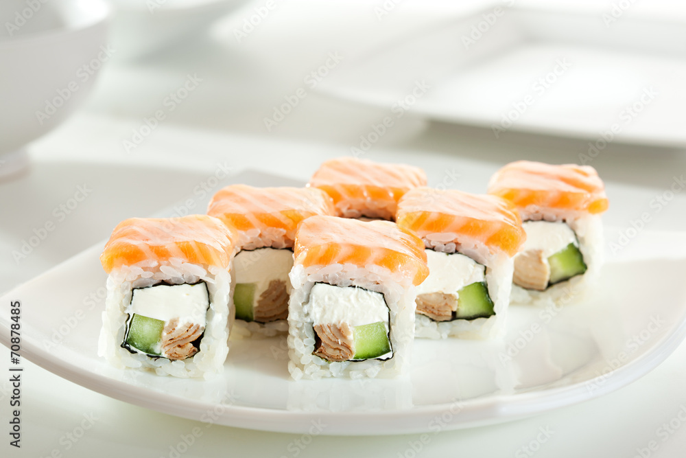 Sushi Roll Sushi Roll
