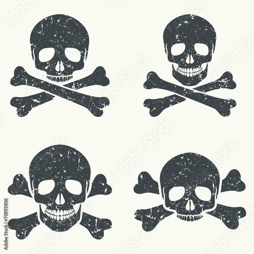 Grunge skulls icons.