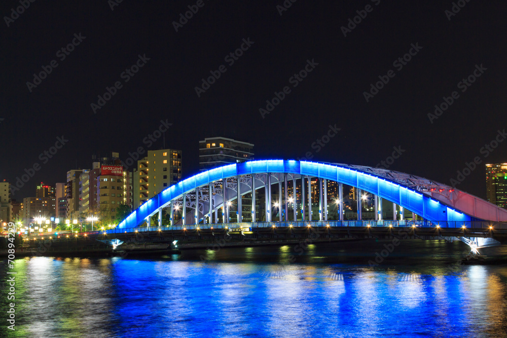 Naklejka premium Eitai bridge in Tokyo at night