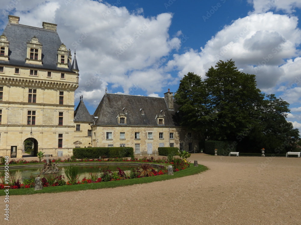 Indre - Valençay - Cour d'honneur du château
