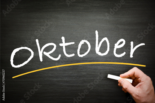 Oktober