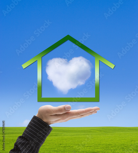 Haus mit Herz und Hand