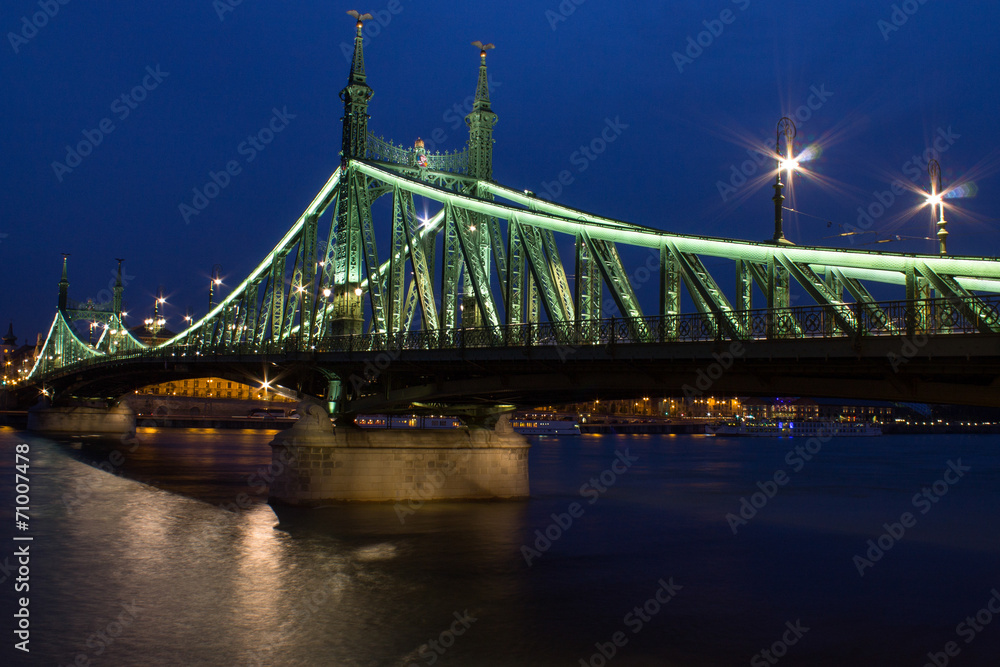 Obraz premium Liberty Bridge