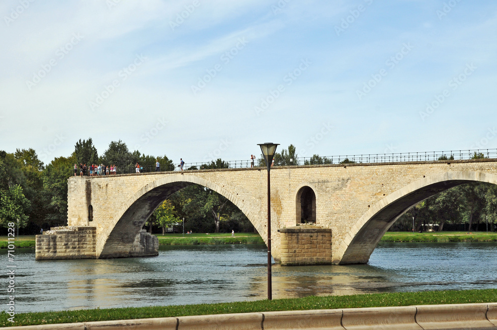 Avignone, il ponte Benezet