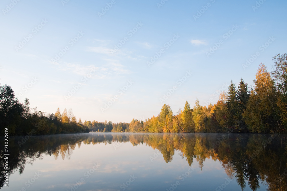Восход на реке. Осенний лес Восход на реке. Осенний лес