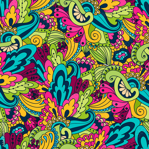 Hand-drawn doodle waves floral pattern, abstract green leaves an