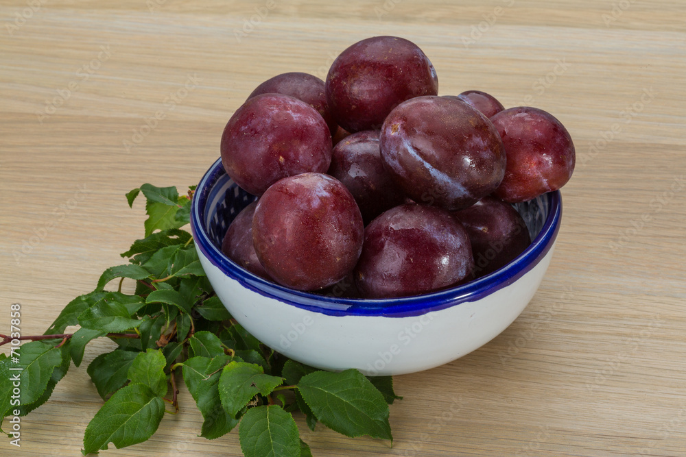 Plums in the bowl Plums in the bowl
