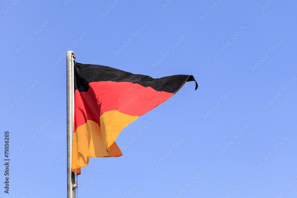 Fototapeta premium wehende Deutschland-Flagge