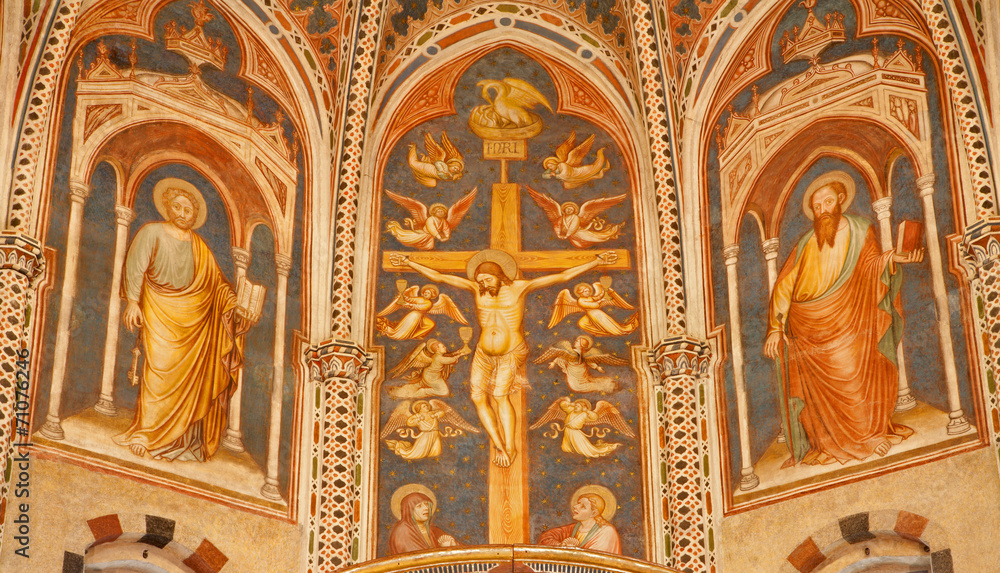 Verona - Crucifixion fresco in basilica San Zeno on main apse
