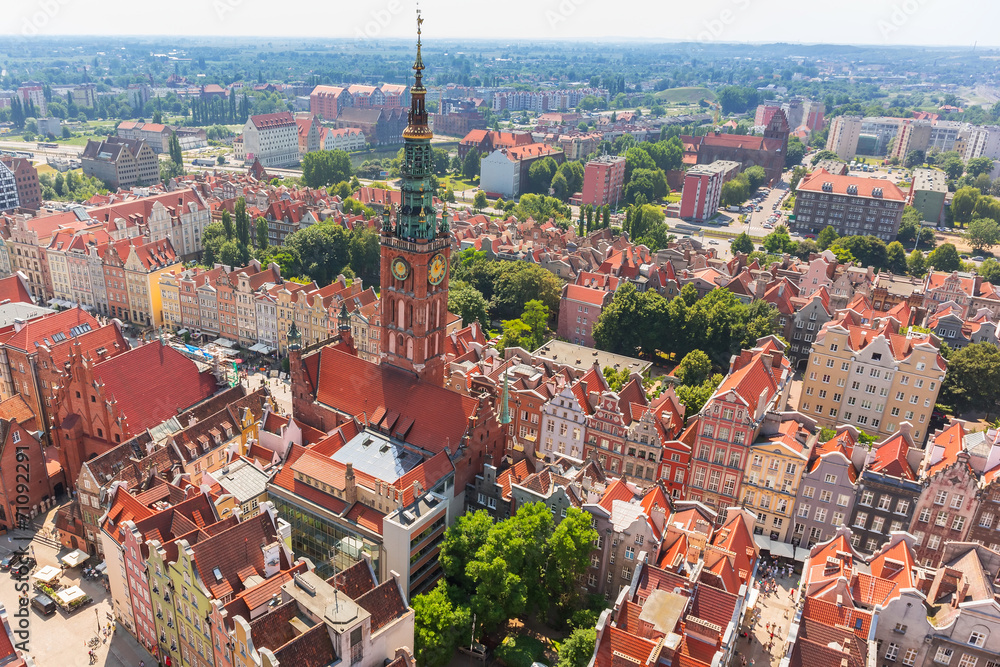 Obraz premium Historical city hall in old town of Gdansk, Poland