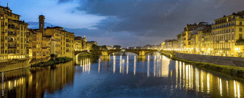 old bridge Ponte del Veccio in Florence