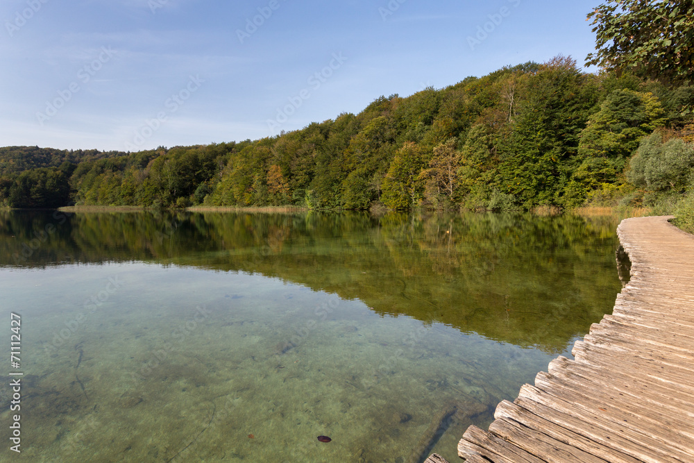 Calme des lacs supérieurs de Plitvice Calme des lacs supérieurs de Plitvice