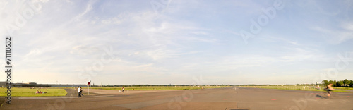 Naklejka Flughafen Tempelhof Berlin