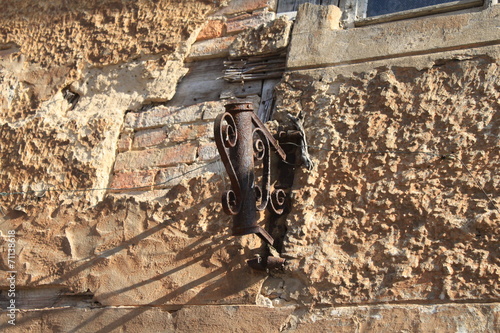 Detail an einer Hausruine in der Jessener Schlossstraße photo