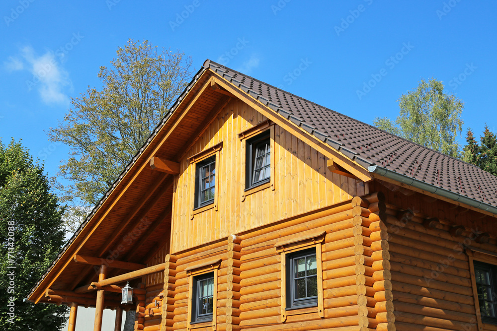 Holzblockhaus