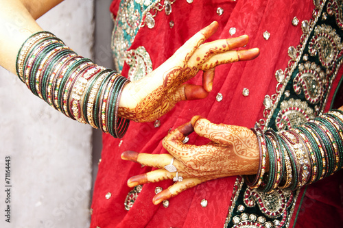 Dancer's hands - Beautiful bride dancing