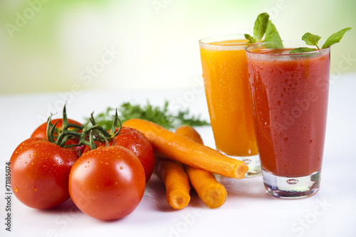 Fruits, vegetables, fruit juices, vegetable juices, healthy food