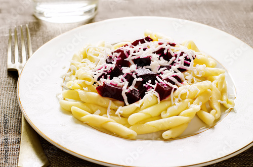 pasta with roasted beets and goat cheese