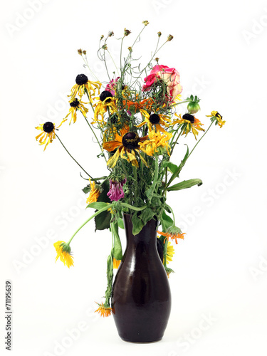 verblühter blumenstrauss