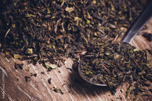 black tea leafs