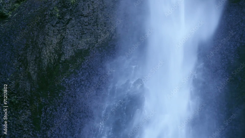 滝の水流_7 滝の水流_7