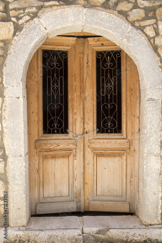Massive old door © images and videos