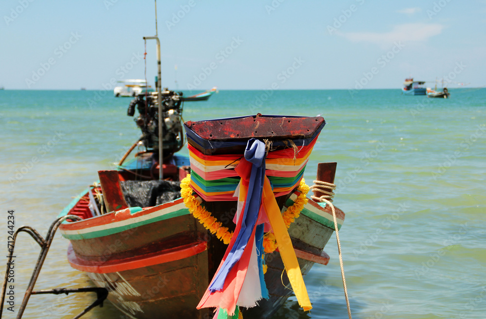 Obraz premium Longtailboot am Strand