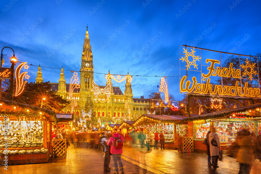 Naklejka premium Jarmark bożonarodzeniowy w Wiedniu
