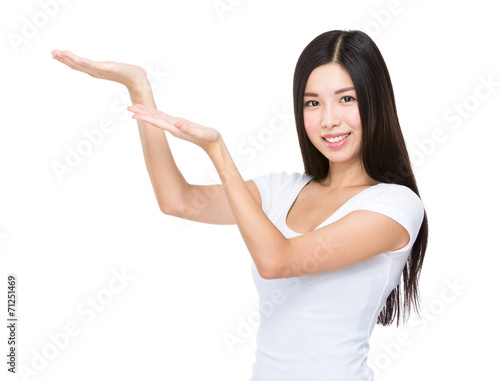 Woman with two hand show blank sign