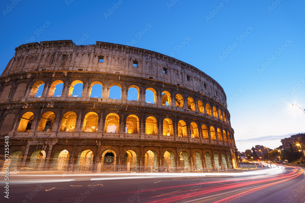 Obraz premium Koloseum w Rzymie - Włochy