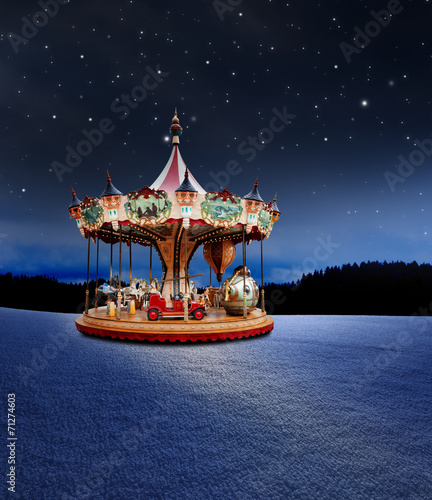Karusell bei Nacht