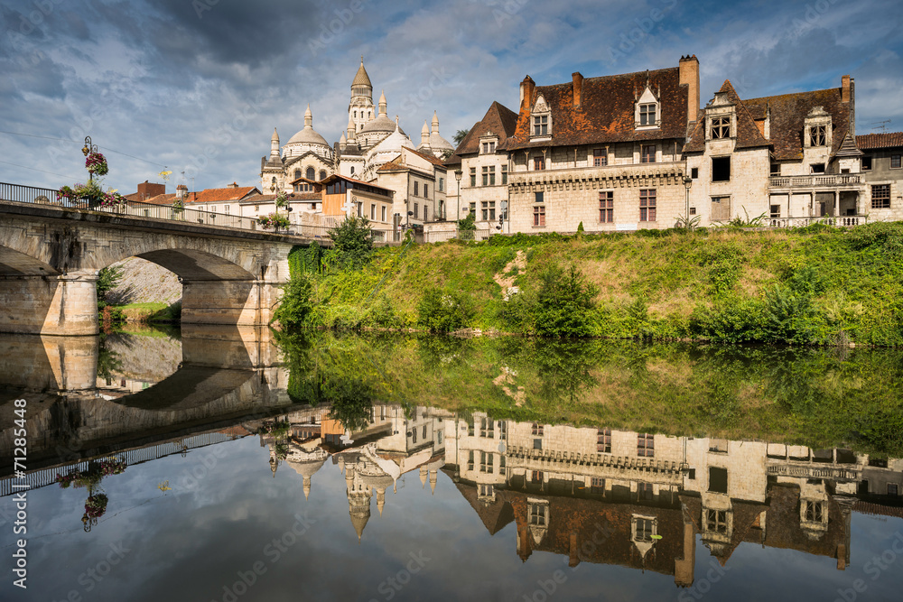 Perigueux, Saint Front Cathedral, Pilgrimage way to Santiago de - obrazy, fototapety, plakaty 