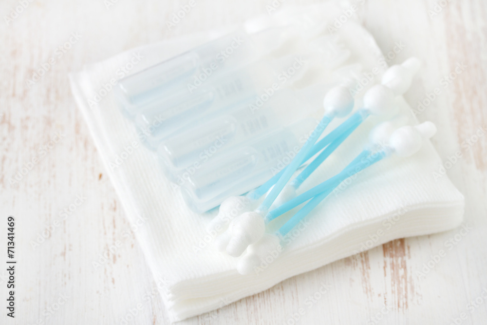 gauze pad with cotton sticks gauze pad with cotton sticks