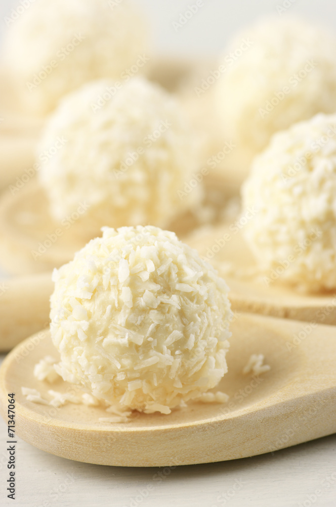 Coconut candies Coconut candies