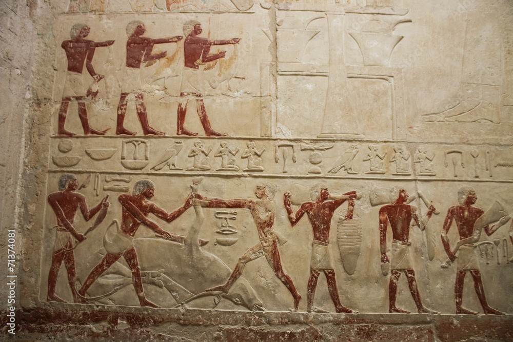 Obraz premium Fragment of bas-relief in the ancient temple. Egypt.