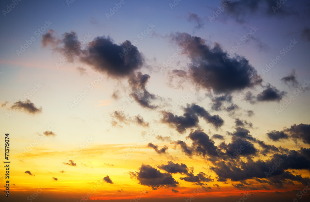 Fototapeta premium Dramatic sky with stormy clouds.
