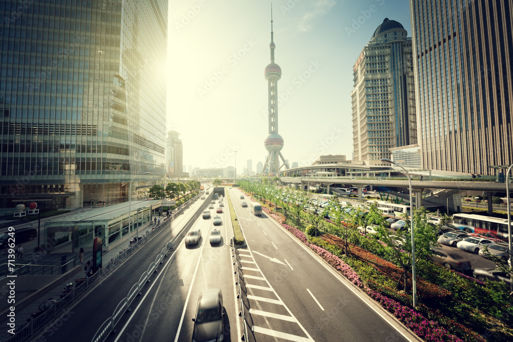 Naklejka premium road in shanghai lujiazui financial center