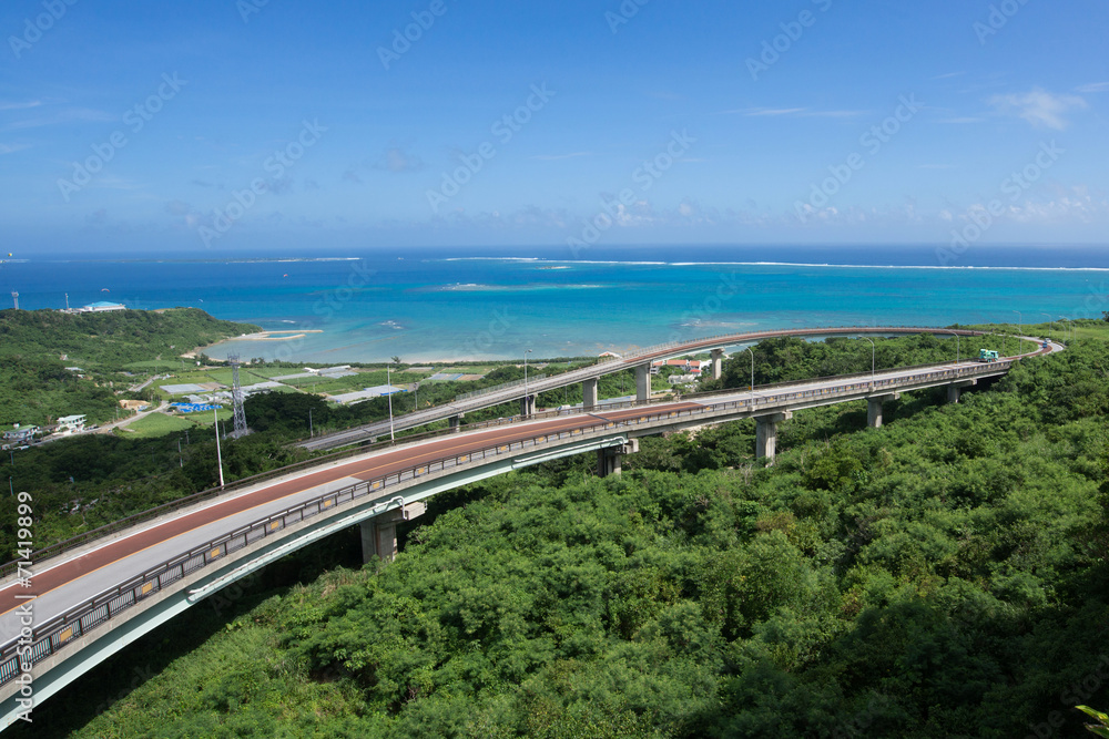 沖縄の風景・ニライカナイ橋