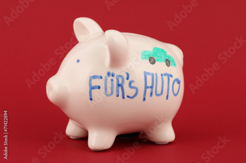 Sparschwein mit Aufschrift "Für´s Auto