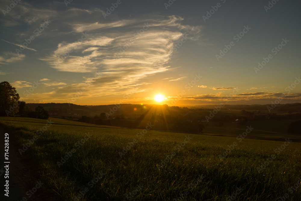 Fototapeta premium Sonnenaufgang in Bayern
