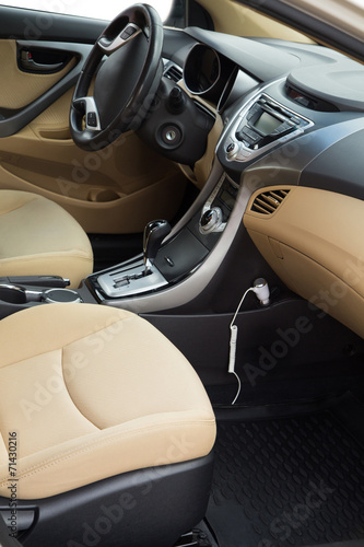 Luxury car interior © indigolotos