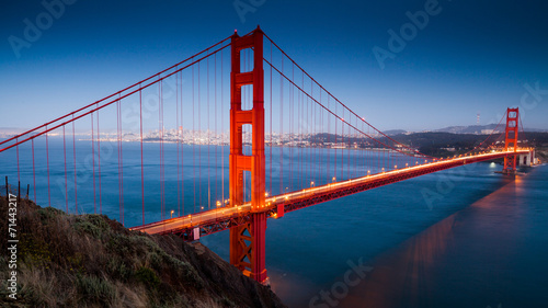 Golden Gate Bridge © oscity