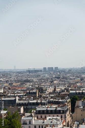 Fototapeta Naklejka Na Ścianę i Meble -  Skyline of Paris on bright summer day