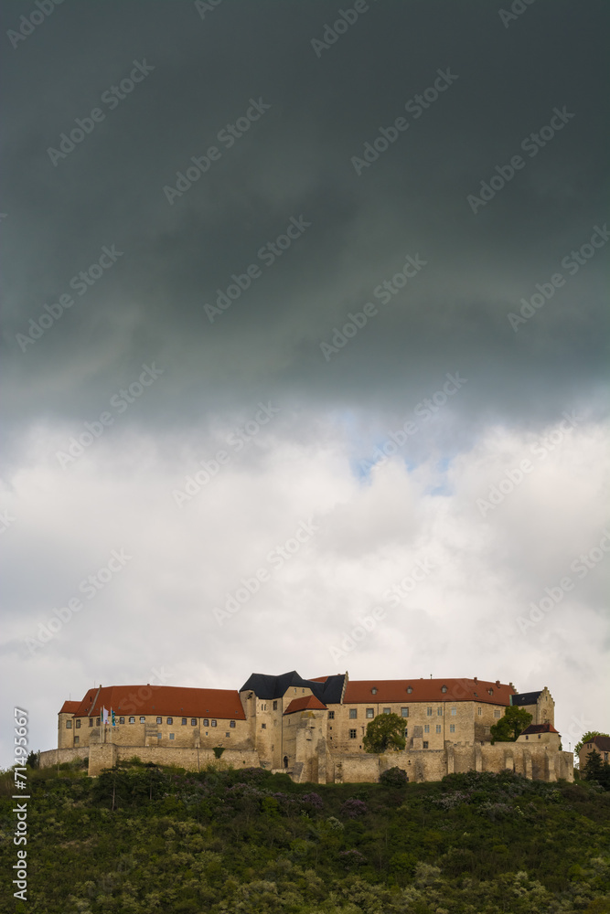 Unwetter über der Neuenburg in Freyburg/Unstrut Unwetter über der Neuenburg in Freyburg/Unstrut