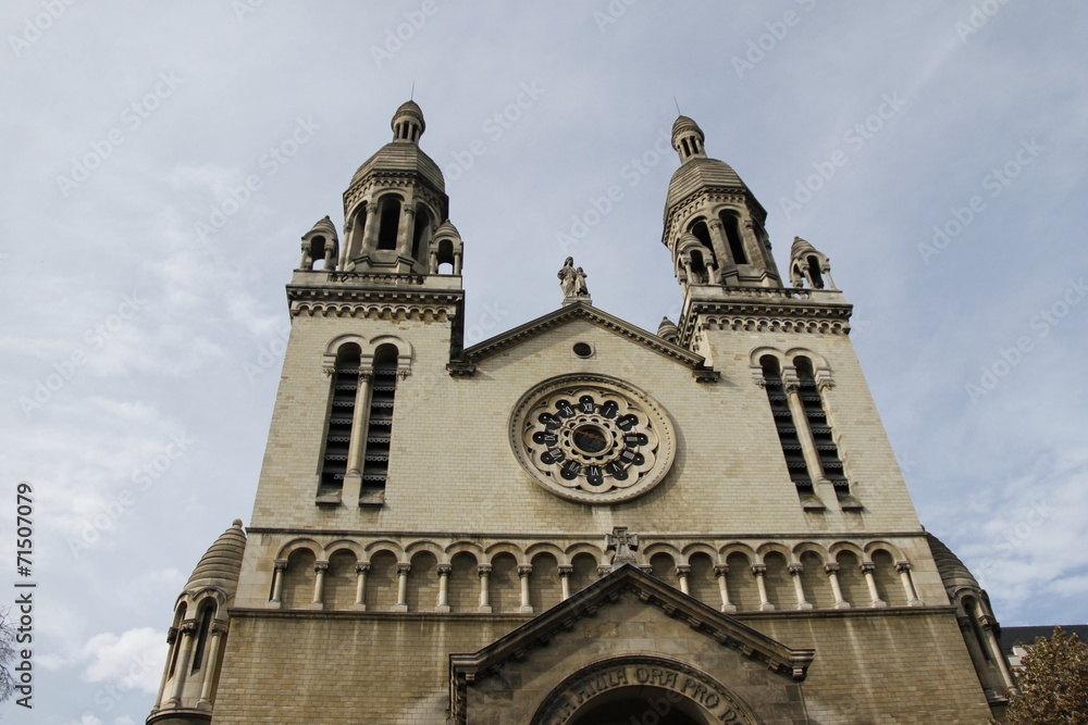 Clocher d'église à Paris