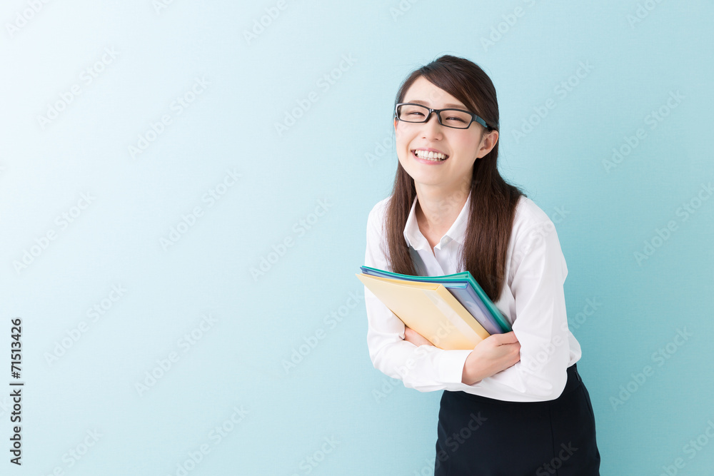 ファイルを持つ女性 ビジネス ファイルを持つ女性 ビジネス